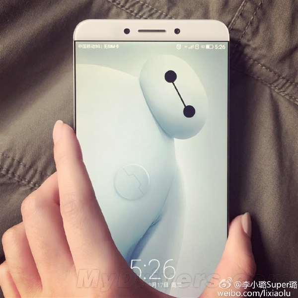這就是樂視手機真機：前面好干凈！