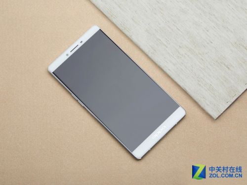 大屏配合全網(wǎng)通 OPPO R7 Plus官網(wǎng)熱銷 