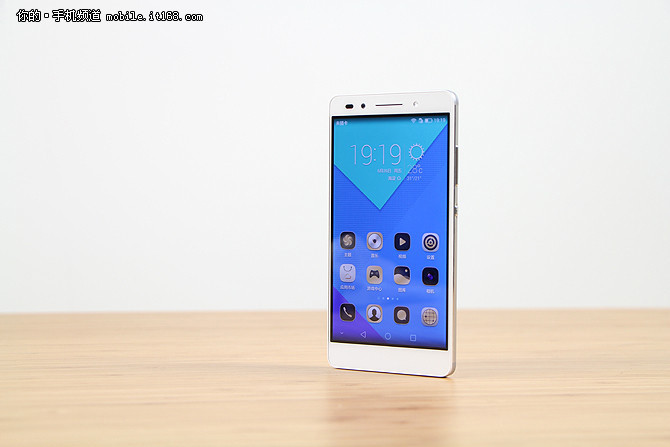 電信用戶福音 榮耀7直降三百現貨1899元