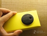 標(biāo)配強悍攝像頭 諾基亞1020報價1330元