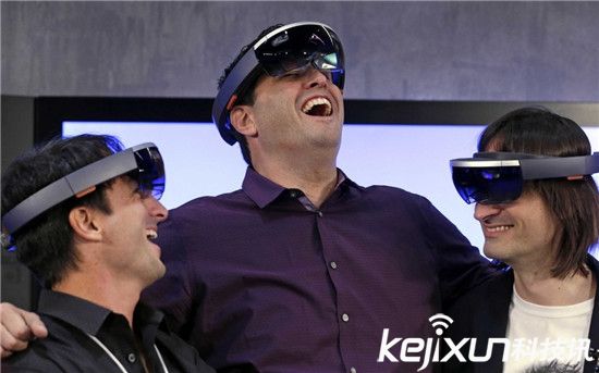 微軟因特爾加入VR大戰 虛擬現實諾亞方舟人滿為患！