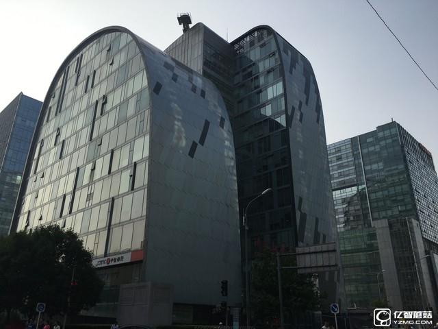 尖Phone:vivo Xplay5旗艦版對(duì)比6s Plus 