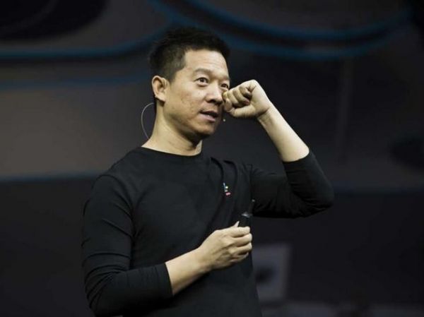 在今年4月份的樂視超級<a href=/smart/qiche/ target=_blank class=infotextkey>汽車</a>發布會上，樂視創始人、董事長、CEO賈躍亭當眾飆淚
