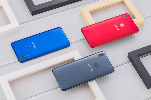 vivo Z1真機圖賞：顏值與實力的擔當，超強性價比