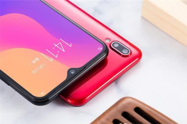 Vivo新機Vivo Z5細節(jié)曝光：發(fā)布或成千元機之王，性價比爆棚！