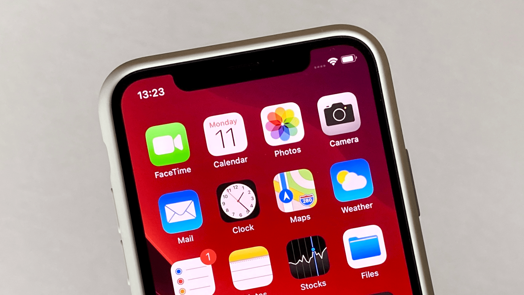 蘋果關(guān)閉iOS 13.3系統(tǒng)驗證通道，iPhone不能降級了